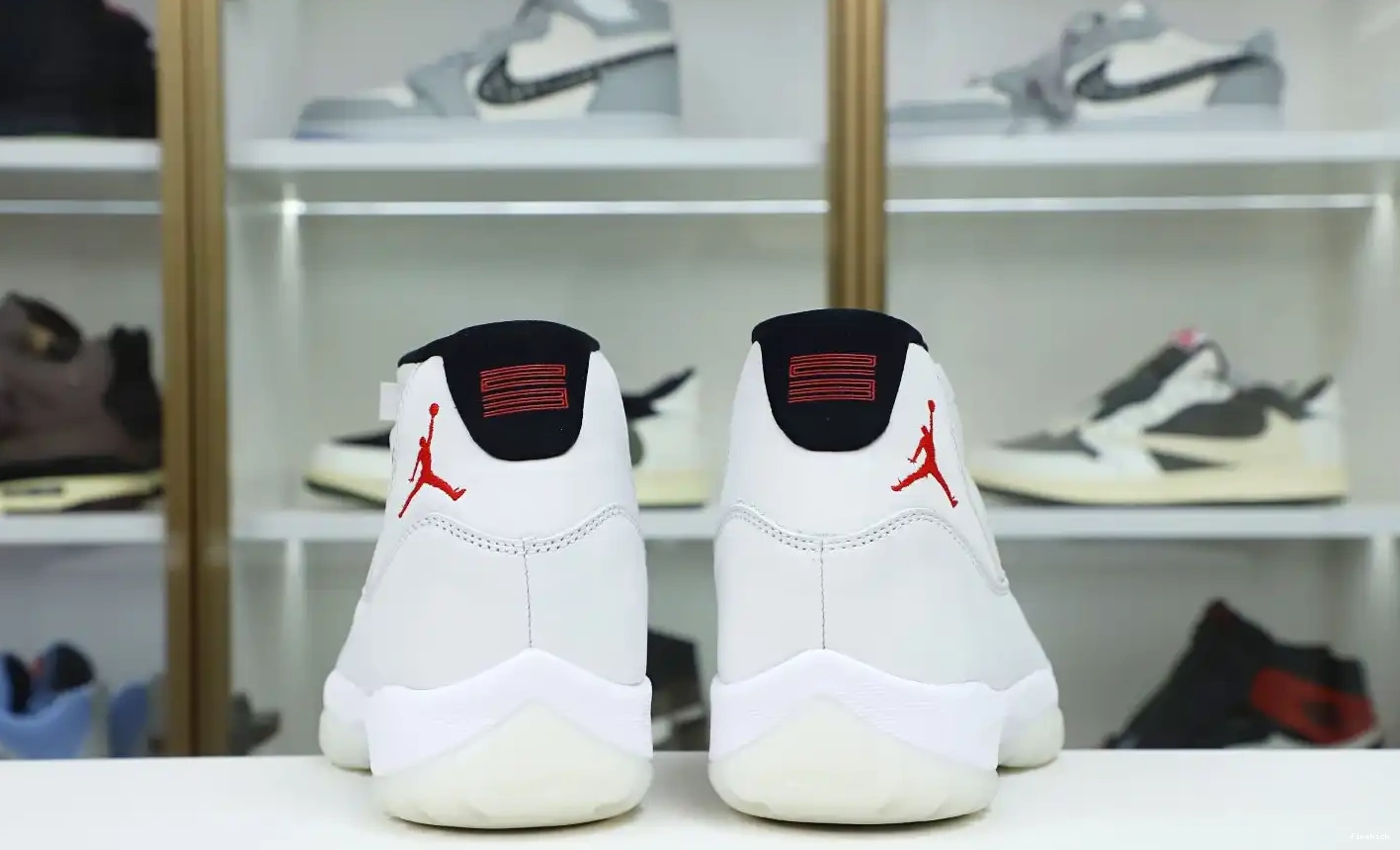 11 PLATINUM JORDAN TINT RETRO XI AIR 0524